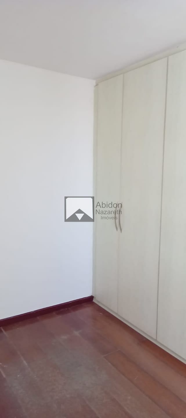 Apartamento à venda com 2 quartos, 70m² - Foto 9