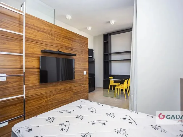 Apartamento 1 quarto e 1 banheiro, para alugar, no bairro Centro em Curitiba