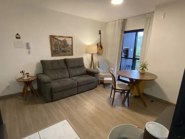 Apartamento 2 quartos e 1 banheiro, à venda, no bairro Três Vendas em Pelotas