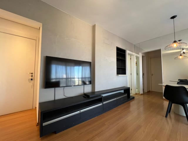 Apartamento 2 quartos e 2 banheiros, para alugar, no bairro Gleba Palhano em Londrina