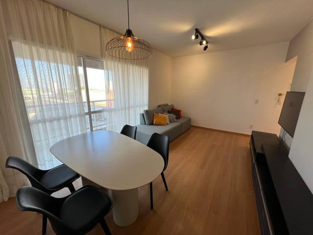 Apartamento 2 quartos e 2 banheiros, para alugar, no bairro Gleba Palhano em Londrina