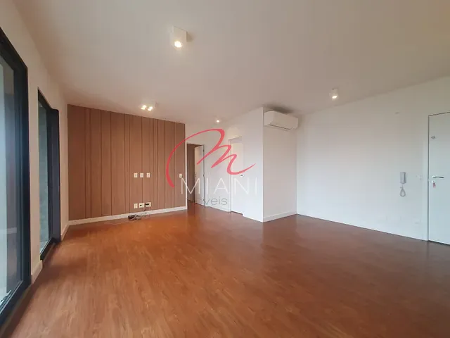 Apartamento 1 quarto e 1 banheiro, para alugar, no bairro Vila Madalena em São Paulo