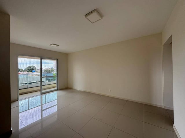 Apartamento 4 quartos e 2 banheiros, à venda, no bairro Bela Suiça em Londrina