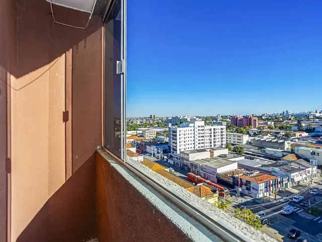 Apartamento 1 quarto e 1 banheiro, à venda, no bairro Centro em Curitiba
