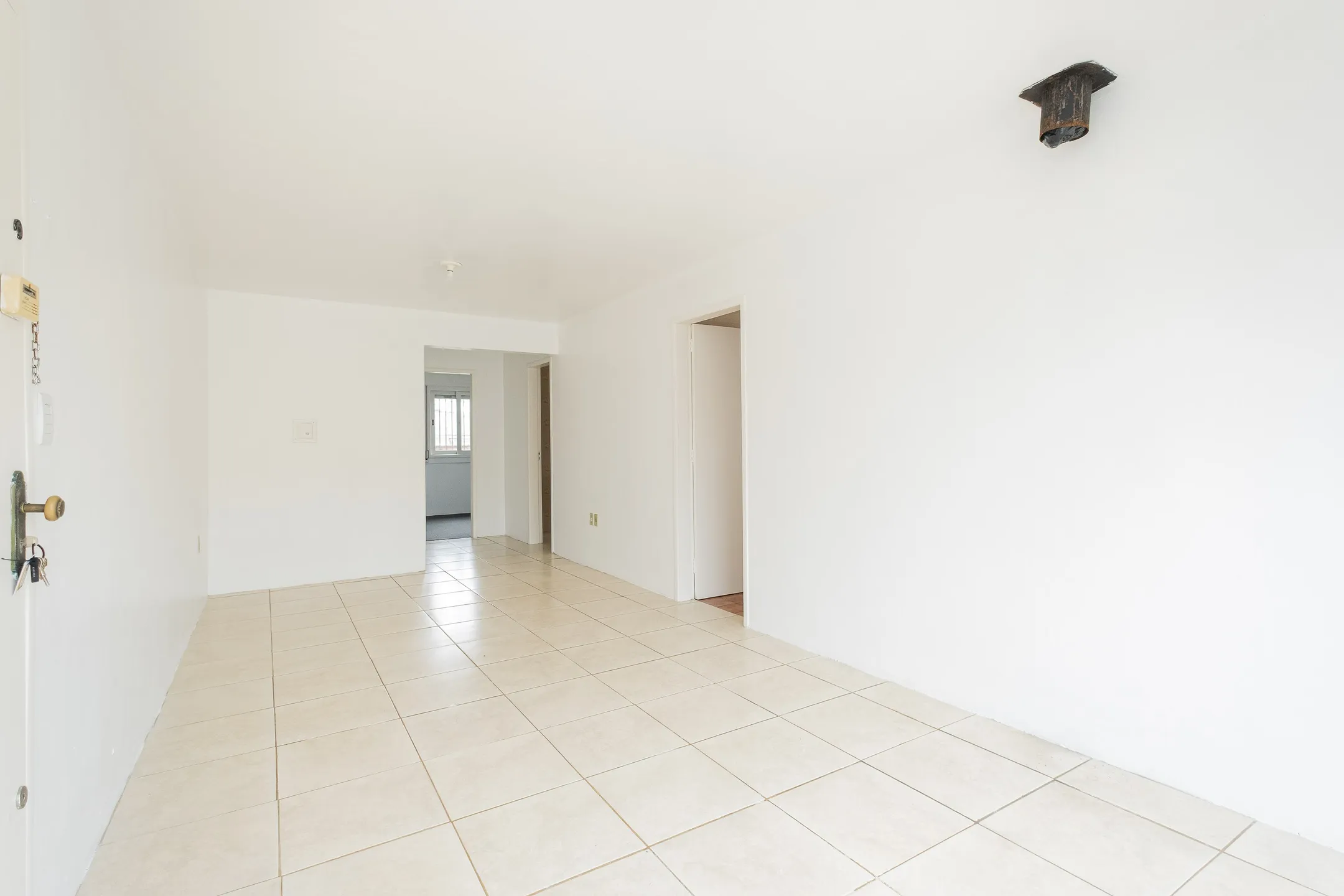 Apartamento de 2 Dormitórios para Aluguel no Centro de Pelotas RS com Conforto, Praticidade e Excelente Localização Próxima a Comércios Hoje