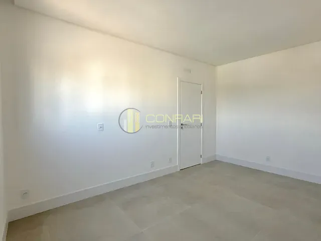 Apartamento 2 quartos e 3 banheiros, à venda, no bairro Balneario Pereque em Porto Belo