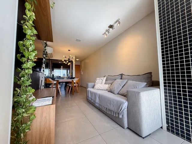 Apartamento 3 quartos e 2 banheiros, à venda, no bairro Gleba Palhano em Londrina