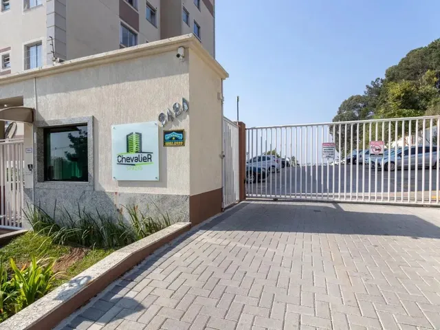 Apartamento 2 quartos e 1 banheiro, à venda, no bairro Campo Comprido em Curitiba
