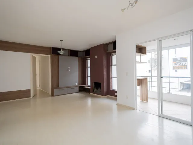 Apartamento com 190m² 3 quartos e 2 banheiros, à venda, no bairro Centro em Pelotas
