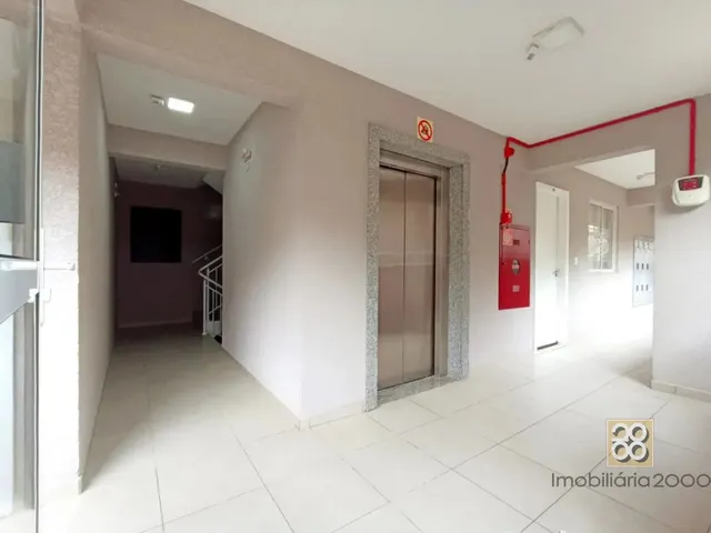 Apartamento 2 quartos e 1 banheiro, para alugar, no bairro Portão em Curitiba