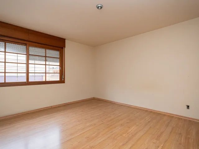 Apartamento 3 quartos e 4 banheiros, para alugar, no bairro Centro em Pelotas