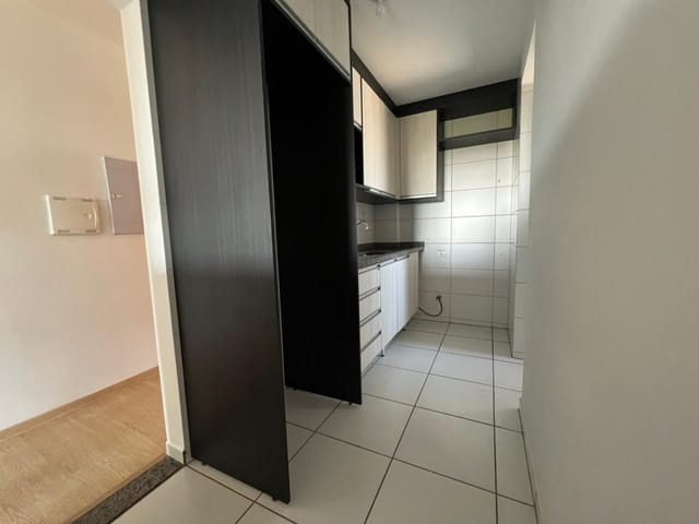Apartamento 3 quartos e 2 banheiros, à venda, no bairro Gleba Palhano em Londrina