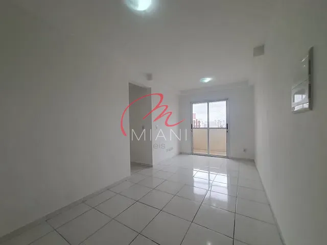 Apartamento 2 quartos e 1 banheiro, para alugar, no bairro Campo Limpo em São Paulo