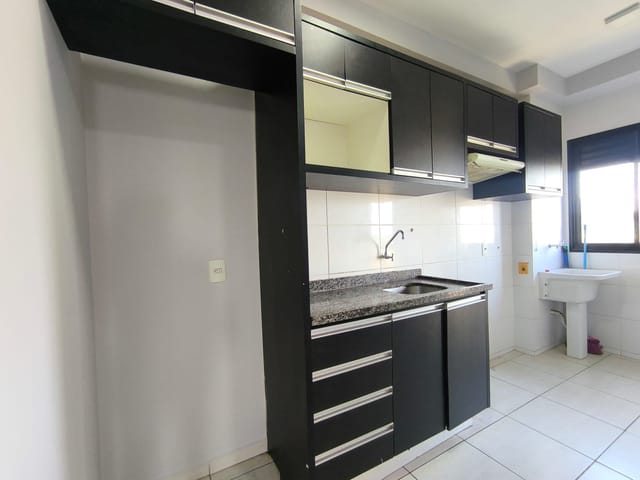 Apartamento com 109m² 3 quartos e 2 banheiros, para alugar, no bairro Terra Bonita em Londrina