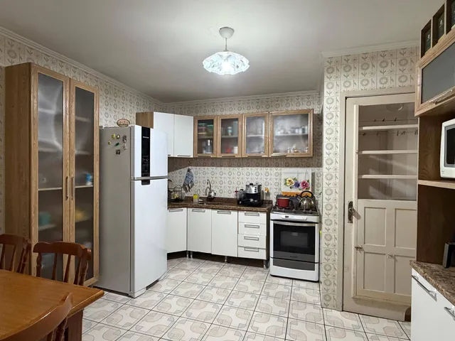 Apartamento com 125m² 3 quartos e 2 banheiros, à venda, no bairro Centro em Pelotas
