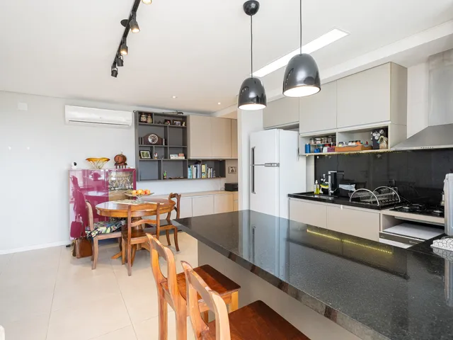 Apartamento com 91m² 2 quartos e 1 banheiro, à venda, no bairro Centro em Pelotas