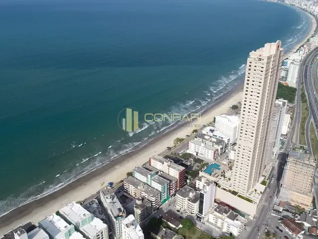 Apartamento 4 quartos e 5 banheiros, à venda, no bairro Centro em Itapema