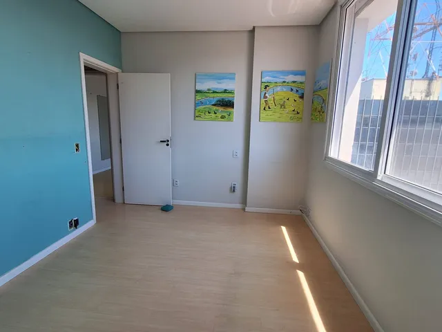 Apartamento com 102m² 2 quartos e 2 banheiros, à venda, no bairro Centro em Pelotas