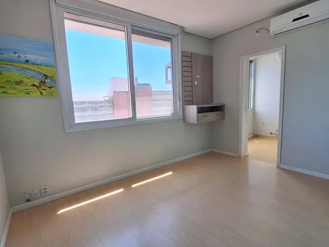 Apartamento com 102m² 2 quartos e 2 banheiros, à venda, no bairro Centro em Pelotas