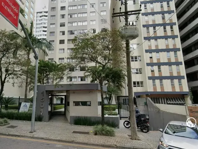 Apartamento 2 quartos e 1 banheiro, para alugar, no bairro Bigorrilho em Curitiba