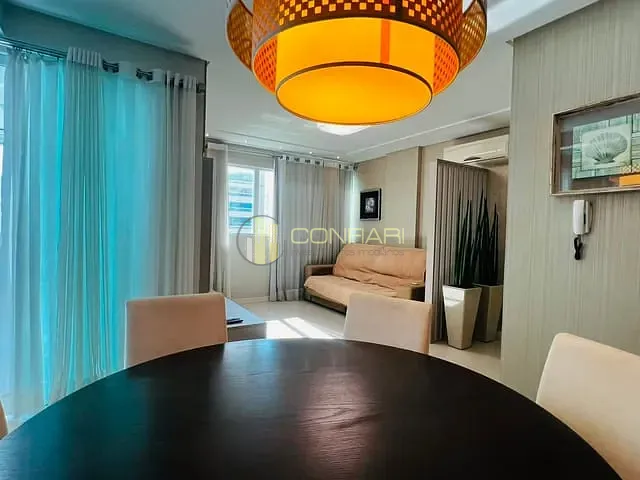 Apartamento com 200m² 3 quartos e 4 banheiros, à venda, no bairro Meia praia em Itapema
