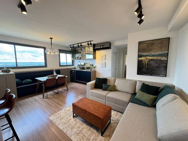 Apartamento com 115m² 2 quartos e 2 banheiros, à venda, no bairro Vivendas do Arvoredo em Londrina