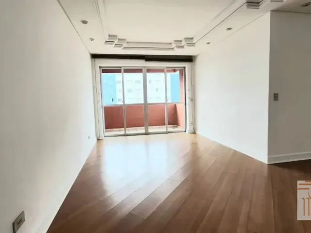 Apartamento 3 quartos e 2 banheiros, à venda, no bairro Bigorrilho em Curitiba