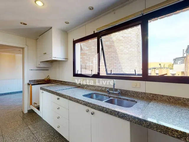 Cobertura / Penthouse com 1770m² 5 quartos e 5 banheiros, à venda, no bairro alto de pinheiros em São Paulo