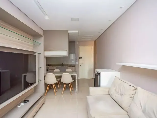 Apartamento 1 quarto e 1 banheiro, para alugar, no bairro Alto da Rua XV em Curitiba