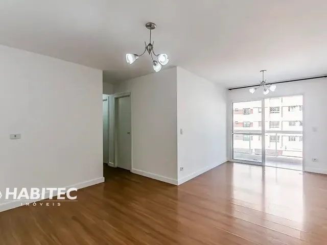 Apartamento 3 quartos e 2 banheiros, para alugar, no bairro Cristo Rei em Curitiba