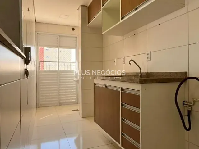 Apartamento com 50m² 2 quartos e 2 banheiros, para alugar, no bairro Parque Campolim em Sorocaba