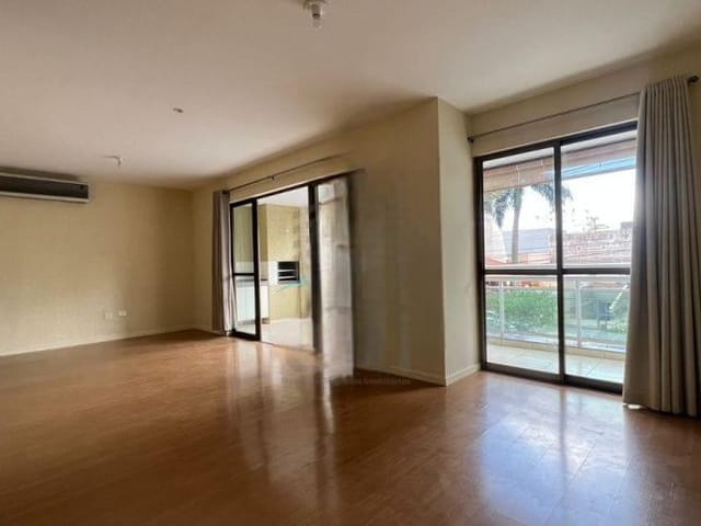 Apartamento com 199m² 3 quartos e 3 banheiros, à venda, no bairro Judith em Londrina