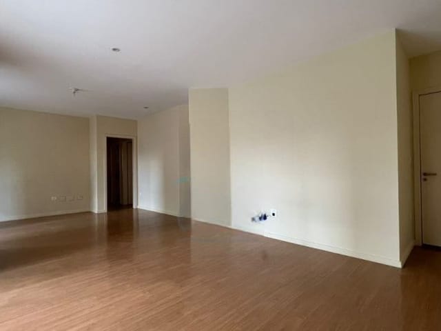 Apartamento com 199m² 3 quartos e 3 banheiros, à venda, no bairro Judith em Londrina