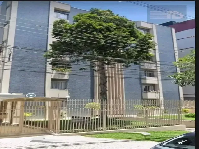 Apartamento 3 quartos e 1 banheiro, à venda, no bairro Agua Verde em Curitiba