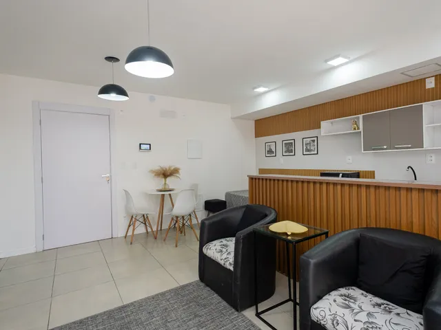 Apartamento 1 quarto e 1 banheiro, para alugar, no bairro Areal em Pelotas