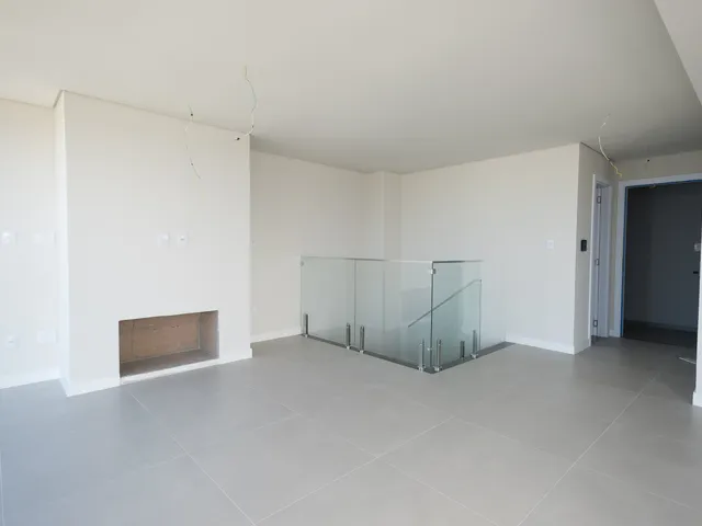 Apartamento com 270m² 3 quartos e 3 banheiros, à venda, no bairro Centro em Pelotas