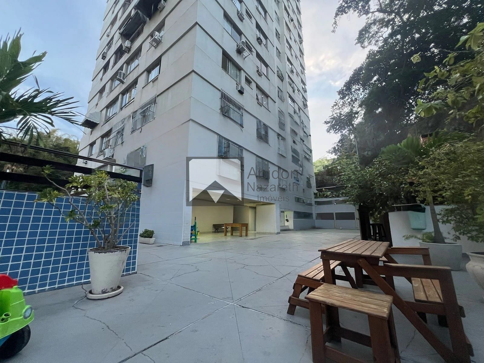 Apartamento à venda com 3 quartos, 110m² - Foto 41