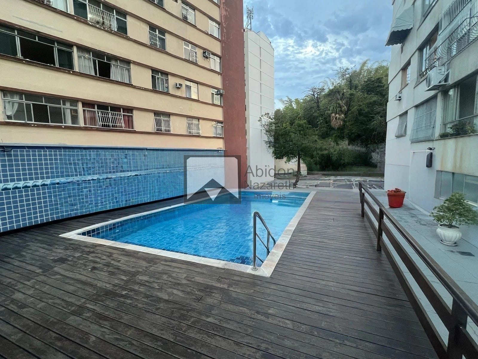 Apartamento à venda com 3 quartos, 110m² - Foto 40