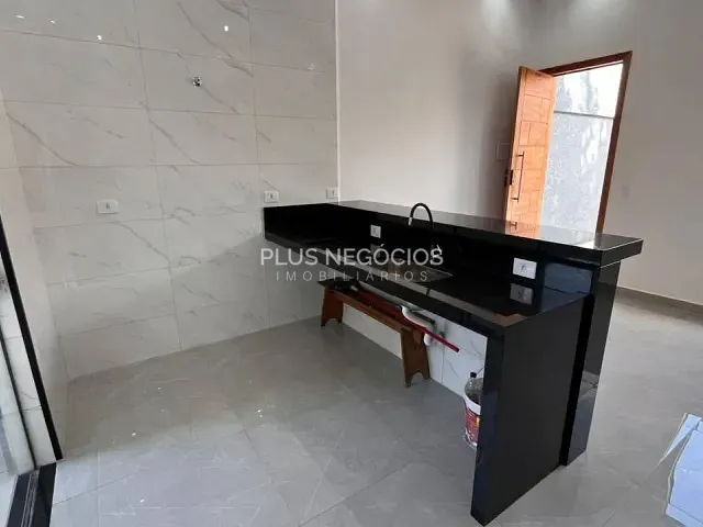 Casa com 125m² 2 quartos e 2 banheiros, à venda, no bairro Jardim São Carlos em Sorocaba