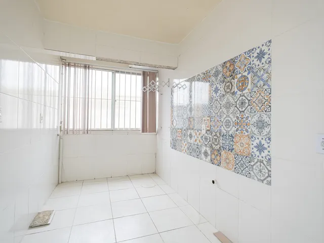 Apartamento com 57m² 2 quartos e 1 banheiro, para alugar, no bairro Fragata em Pelotas