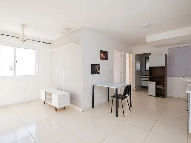 Apartamento com 57m² 2 quartos e 1 banheiro, para alugar, no bairro Fragata em Pelotas