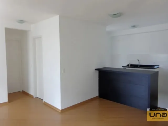 Apartamento 2 quartos e 1 banheiro, à venda, no bairro CAMPO COMPRIDO em Curitiba
