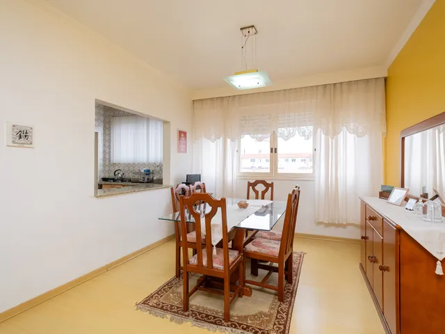Apartamento com 116m² 3 quartos e 1 banheiro, à venda, no bairro Centro em Pelotas
