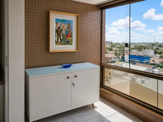 Apartamento 1 quarto e 1 banheiro, à venda, no bairro Alto da Rua XV em Curitiba