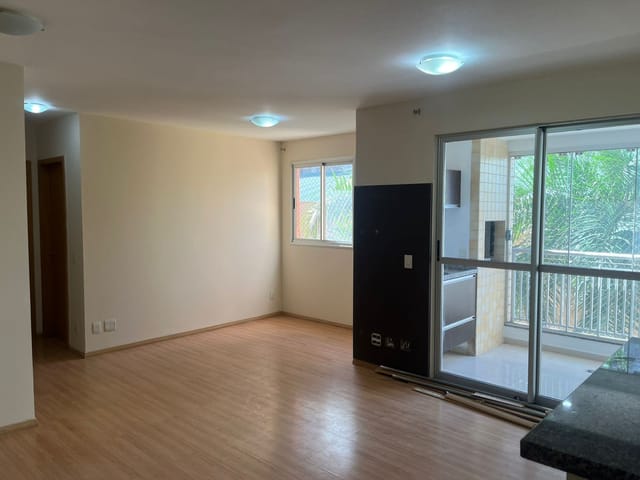 Apartamento com 87m² 2 quartos e 2 banheiros, para alugar, no bairro Bela Suiça em Londrina