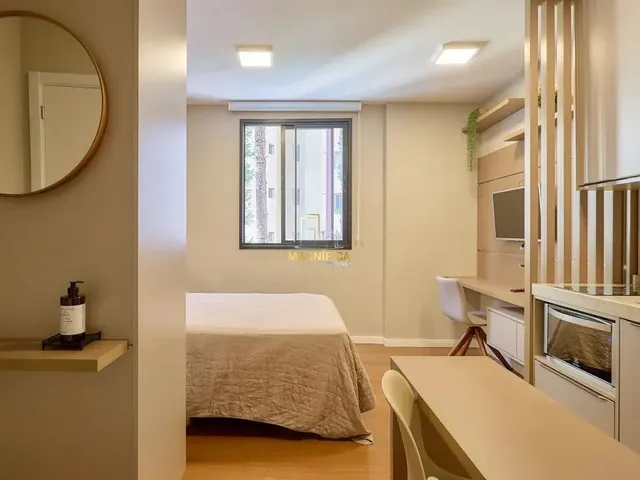 Apartamento 1 quarto e 1 banheiro, à venda, no bairro Centro em Curitiba