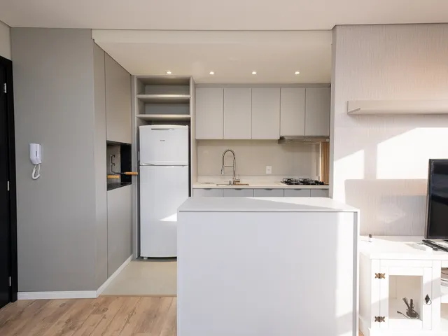 Apartamento 1 quarto e 1 banheiro, para alugar, no bairro São Gonçalo em Pelotas