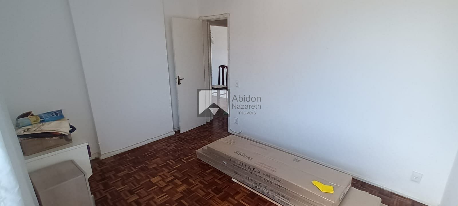 Apartamento à venda com 2 quartos, 70m² - Foto 11