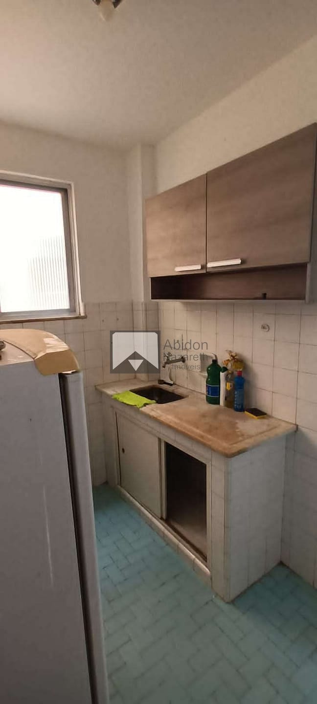 Apartamento à venda com 2 quartos, 70m² - Foto 14