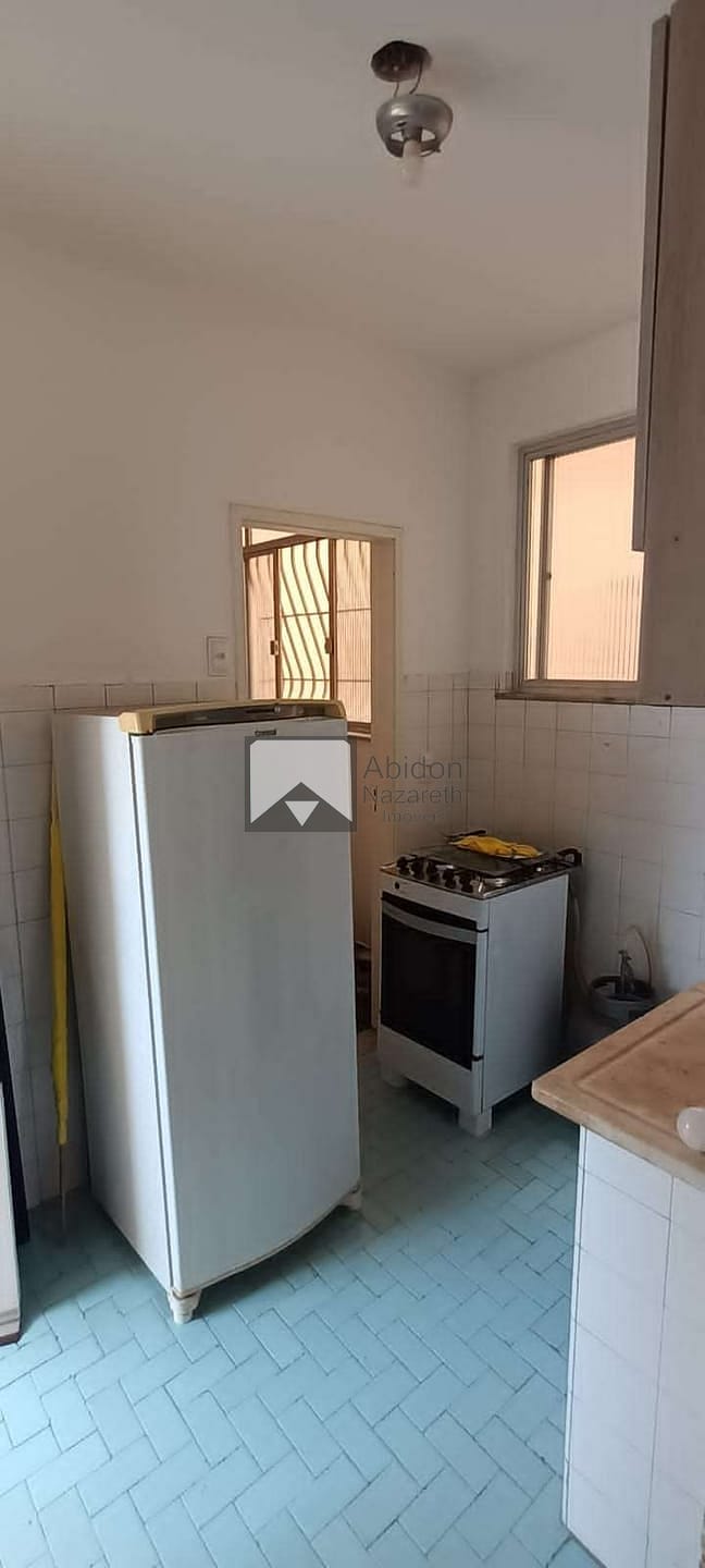 Apartamento à venda com 2 quartos, 70m² - Foto 15